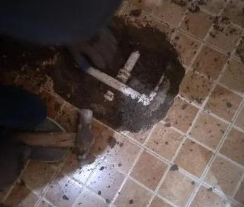 临县卫生间漏水维修公司为您分享下卫生间渗水如何处理及注意事项
